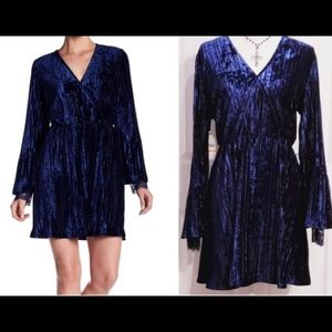 {LAUNDRY BY SHELLI SEGAL} blue dress